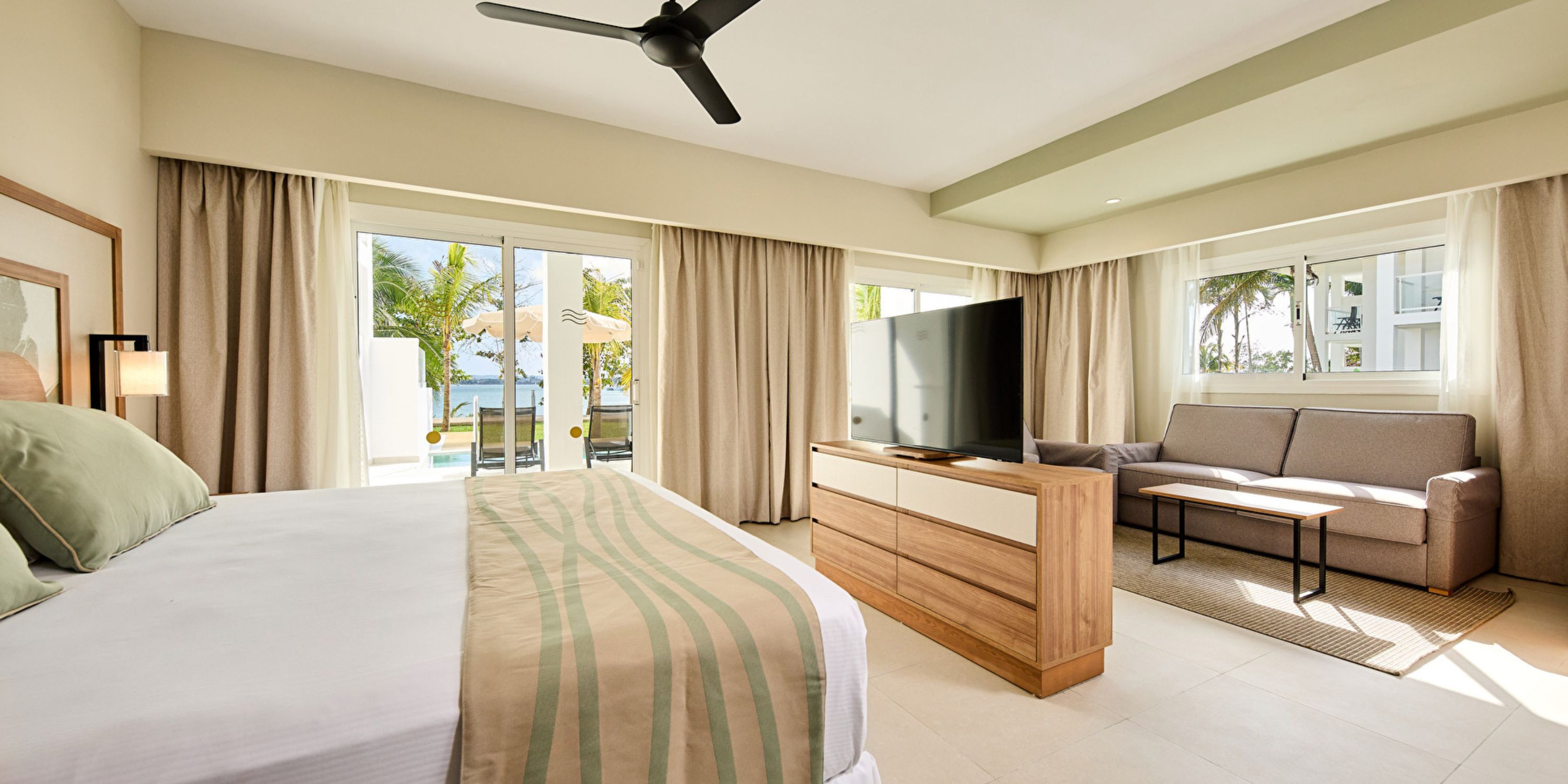 Riu Negril Swim Up Room 2